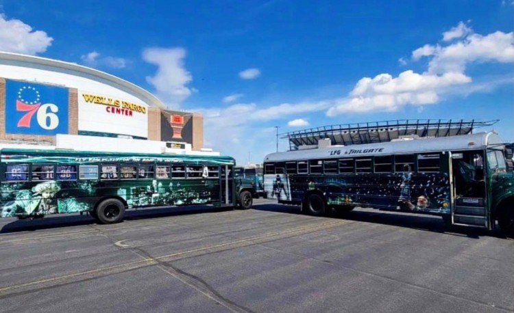 Tailgate busses